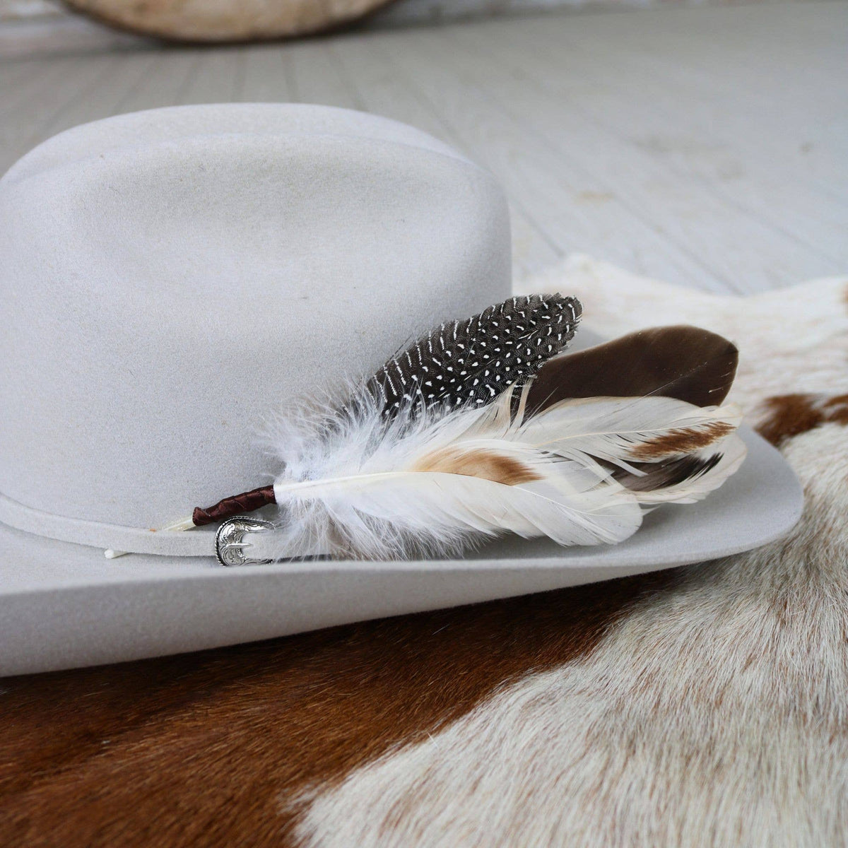 hyde着 Roen feather hat Feather Hat Accent - Cheyenne – Z & Z Designs