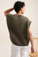 MOHAIR AND WOOL SLEEVELESS CREW NECK SWEATER/VEST