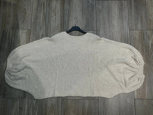 Oversized sweater with balloon sleeves REF. 52082: Light Taupe