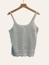 V-NECK TOP CROCHET MESH SHOULDER STRAP: Dark beige / One size