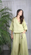 Ref-12104 100% LINEN BLOUSE: CAMEL