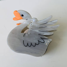 FASHIONABLE WHITE SWAN ACETIC ACID HAIR CLIP_CWAHA0549: TYPE6 / (OS) 2