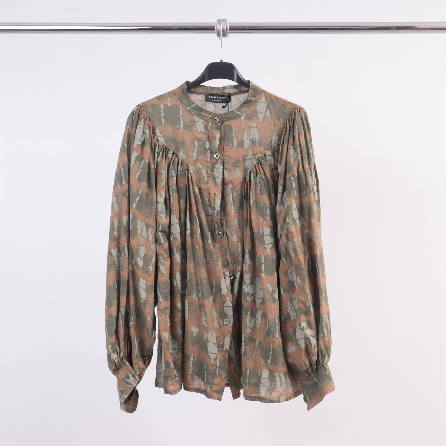 Cotton puff sleeve shirt TD65921-2: Khaki One Size