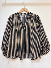 Women's cotton blouse V-neck puff sleeves striped: Violet / STANDARD SIZE (36-42 / S-XL)