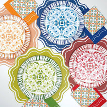 RAD24-DNP7- Green Radiance Dinner Plates