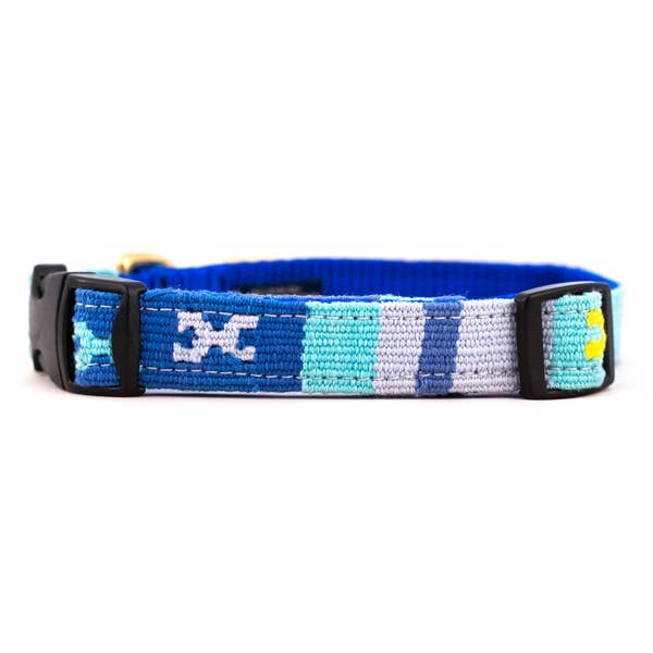 A Tail We Could Wag Side-Release Dog Collar: Starry Day Island / Small - 11