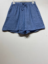 LINEN SHORTS : Fuchsia
