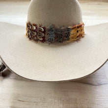 Western Feather Shikoba II Hat Band: Default Title