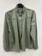 Cotton ruffled shirt @88270_ChVolantUni: Light beige