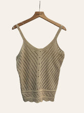 V-NECK TOP CROCHET MESH SHOULDER STRAP: Dark beige / One size