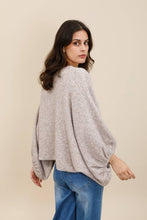 Oversized sweater with balloon sleeves REF. 52082: Light Taupe