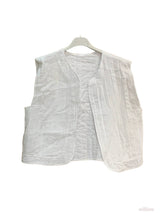 Sleeveless cotton gauze vest: Camel