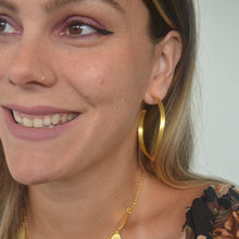AYALA EARRINGS HOOPS: Gold