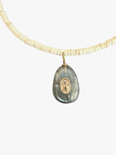 Silvie Labradorite: 15" + e