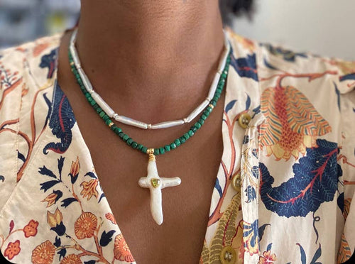 CARMELIA NECKLACE ~ Inlay Peridot Pearl ~ Malachite 
