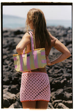 BAGUETTE BAG: Kelly green