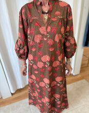 Millie Dress Chocolate Floral F25