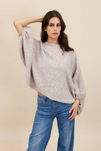 Oversized sweater with balloon sleeves REF. 52082: Light Taupe