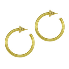 ST. TROPEZ HOOP EARRINGS: Gold