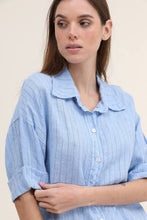 3/4 SLEEVE STRIPED LINEN SHIRT: Sky Blue / One size