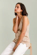 COTTON V-NECK TANK TOP: Dark beige / One size