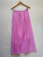 Long cotton skirt with lace detail PJ2614: Camel / TAILLE STANDARD (36-42 / S-XL)