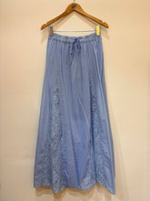 Long cotton skirt with lace detail PJ2614: Camel / TAILLE STANDARD (36-42 / S-XL)