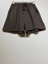 LINEN SHORTS : CHOCO