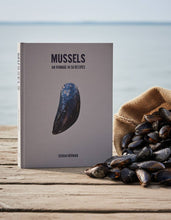 Mussels by Sergio Herman: Hardcover; 256 pages / English