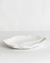 Leaf Melamine Footed Tray   White   9x5x12