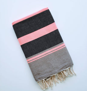 wonderfouta - Beach towel /sarong- Nutmeg-black-Florescent pink