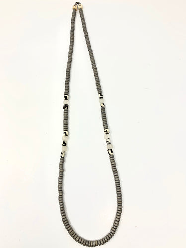 Black & White Layer | Gray